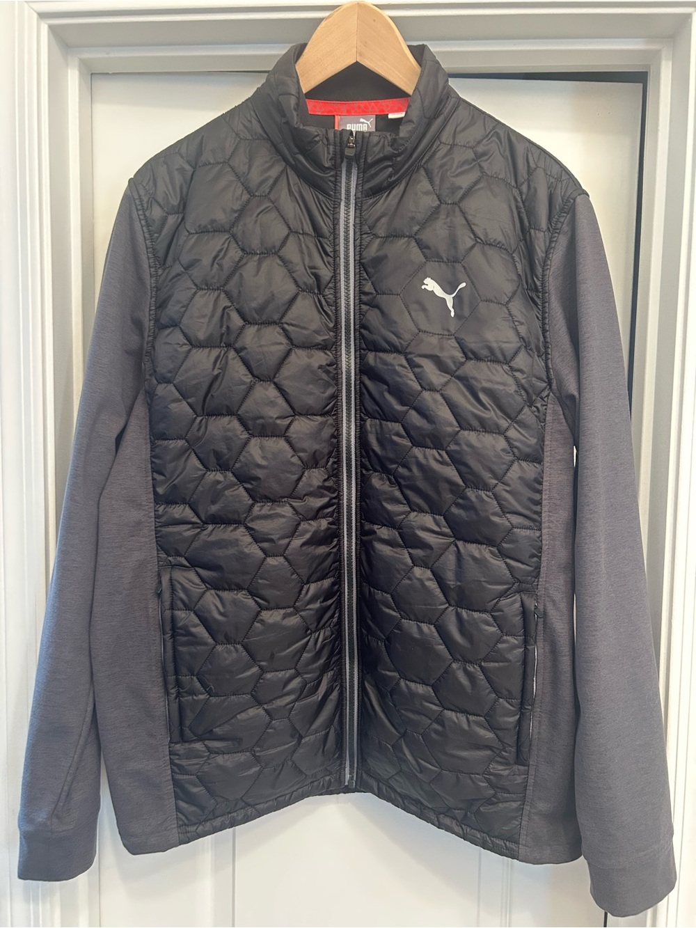 Puma Men’s Black Quilted Front Performance Jacket Size M